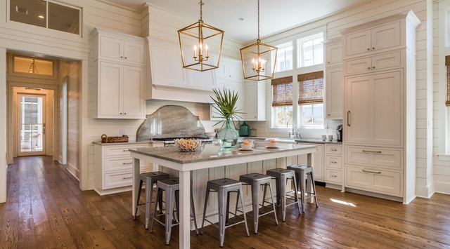 First Floor: Kitchen