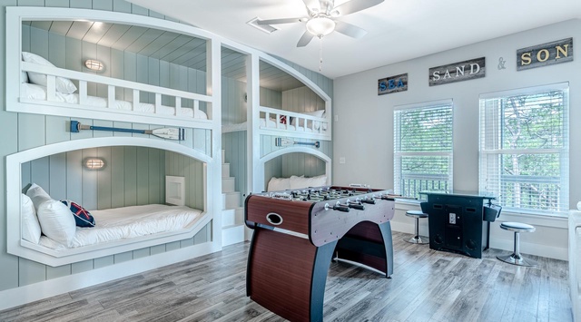 Third Floor: Family Room