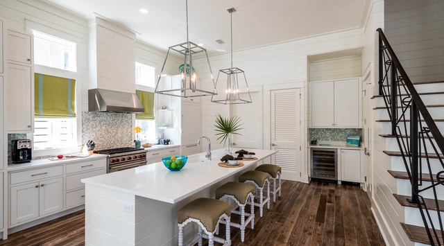 First Floor: Kitchen