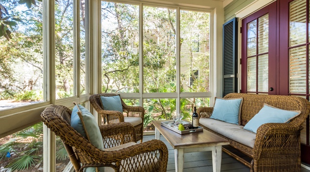 First Floor: Screened Porch