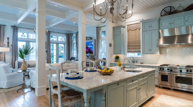 First Floor: Kitchen