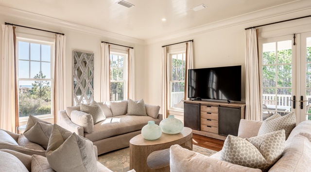 Second Floor Living Area