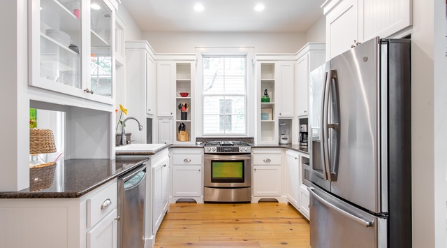 First Floor: Kitchen