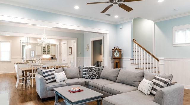 First Floor: Living Area