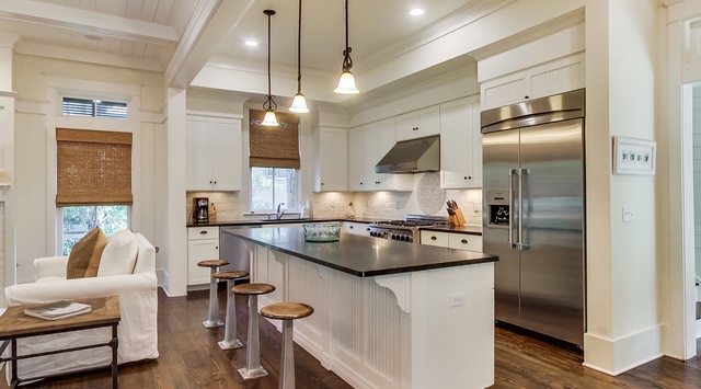 First Floor: Kitchen