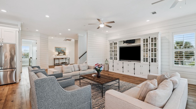 Array_114OverlookCir-81