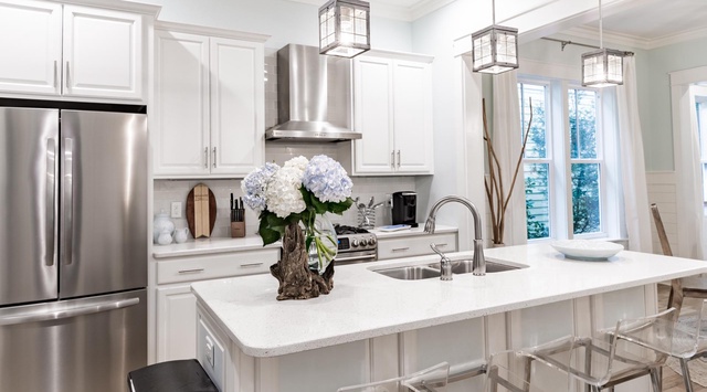 First Floor: Kitchen