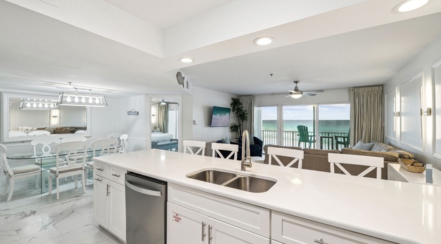 Array_561EasternLakeRd#304-101