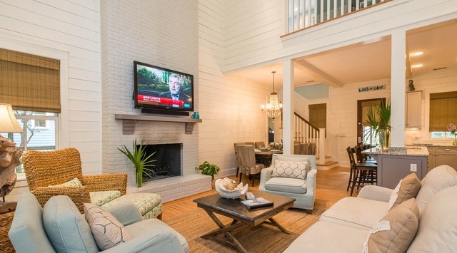 First Floor: Living Room