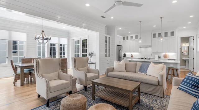 First Floor: Living Area