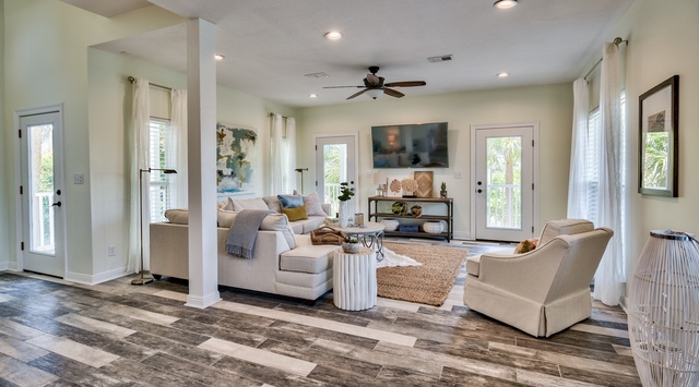 First Floor: Living Area