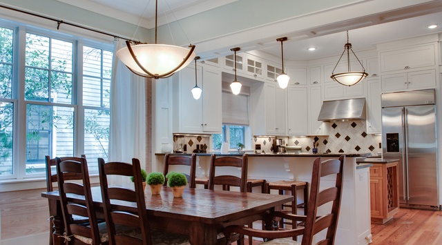 First Floor: Dining Area