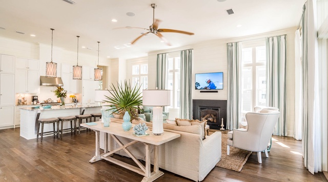 First Floor: Living Area