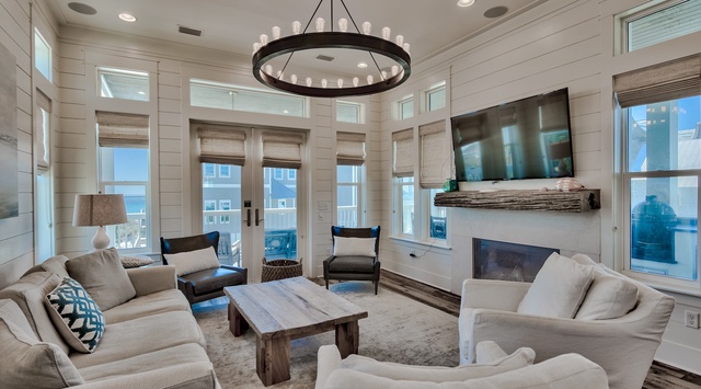 Third Floor: Living Area