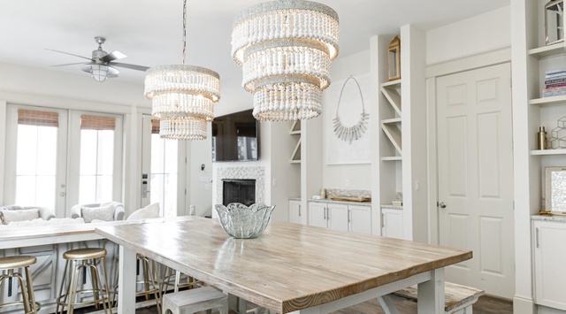 First Floor: Kitchen