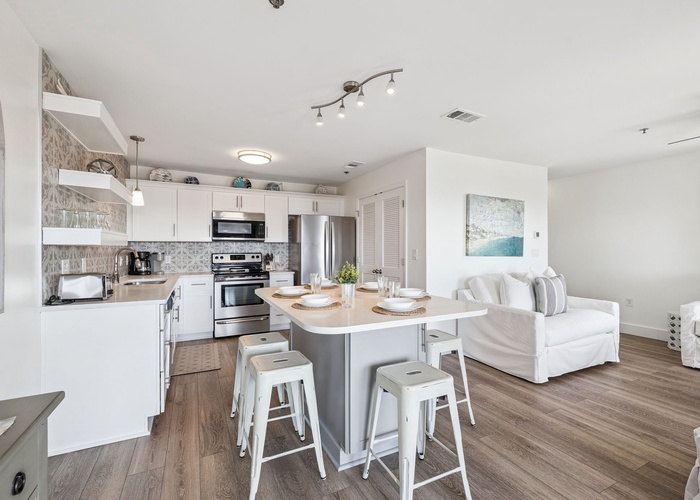 Featured Property 144 Spires Lane #401