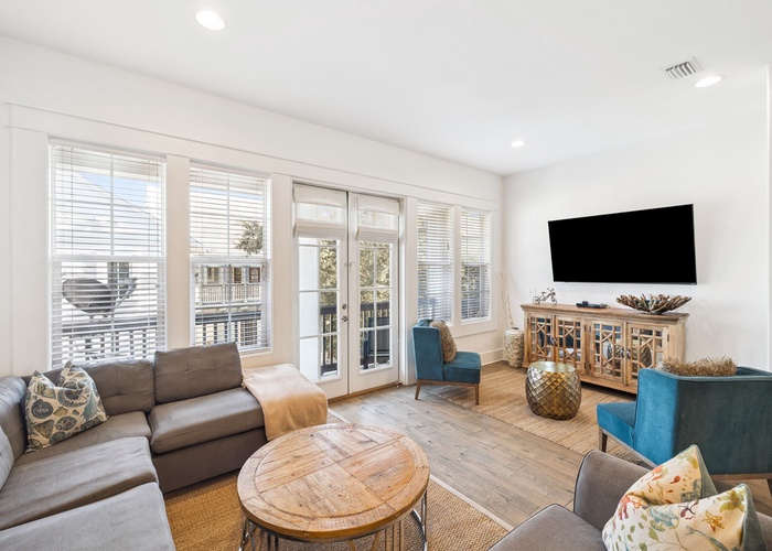 Featured Property 275 Lifeguard Loop