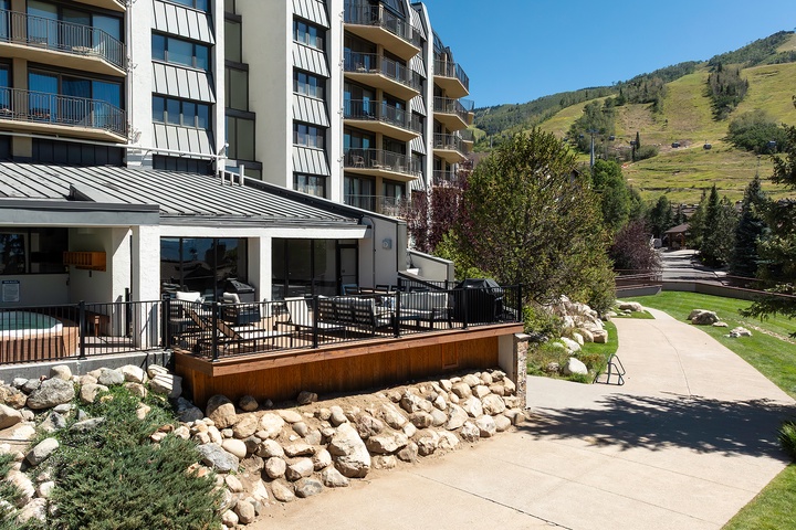 2026.09.08-SB-Bronzetree Sundeck-CB-0003