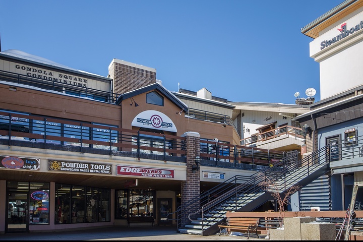 Commercial shopping district with restaurants and retail shops near the property, offering convenient access to dining and services during your mountain getaway.