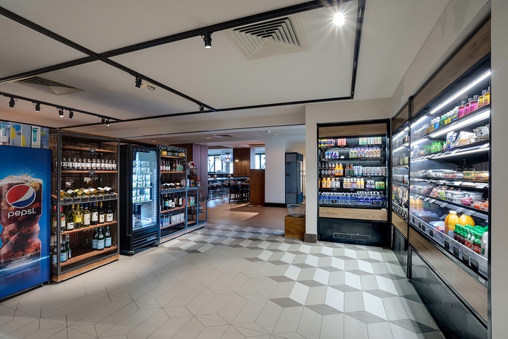 Stock up on your favorite snacks, drinks, and essentials at the on-site market, so you can enjoy your stay without missing a beat.