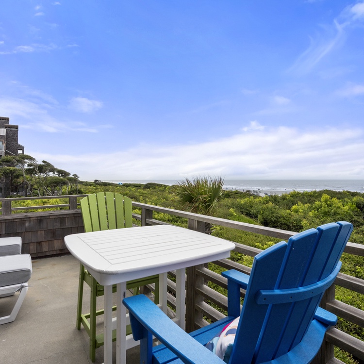 Oceanfront deck