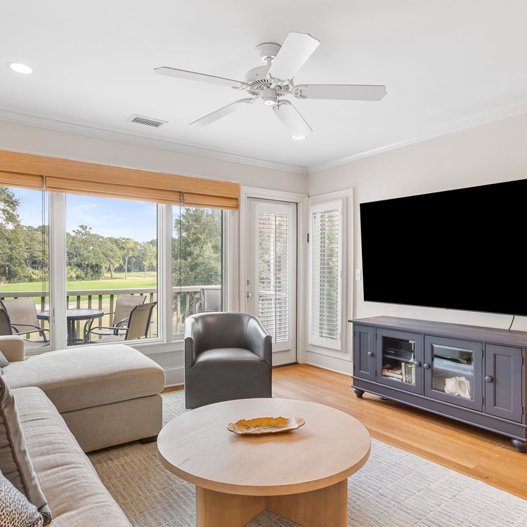 1380 Fairway Oaks Villa