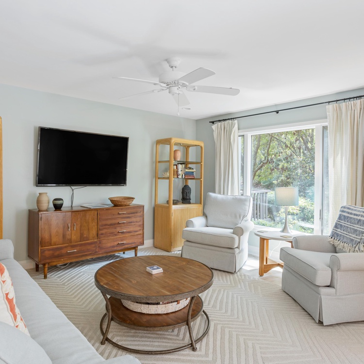 1357 Fairway Oaks Villa