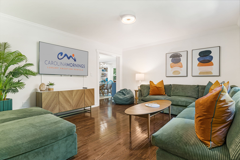 Living Area w/ Smart TV - Family Movie Night In