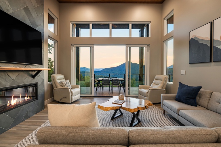 Elevated Mountain Living