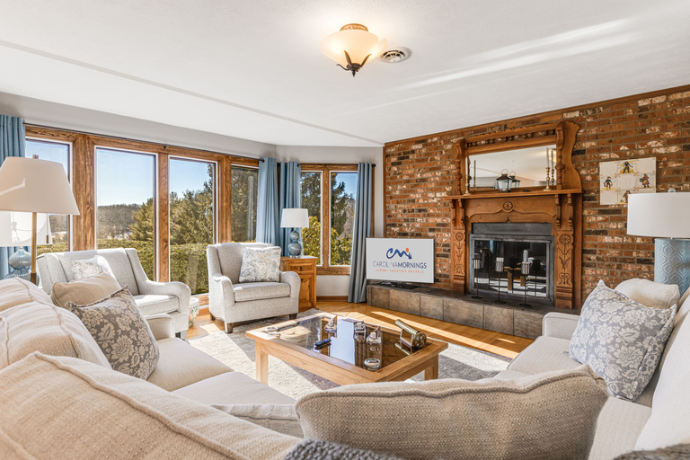 Main Level Living Are w/ Plush Furnishings & Gas Fireplace
