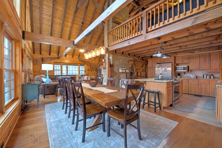 Main Level - Dining Area