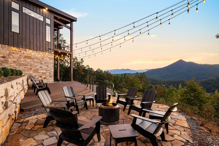 Mountain Memories and Fire-Roasted Reveries