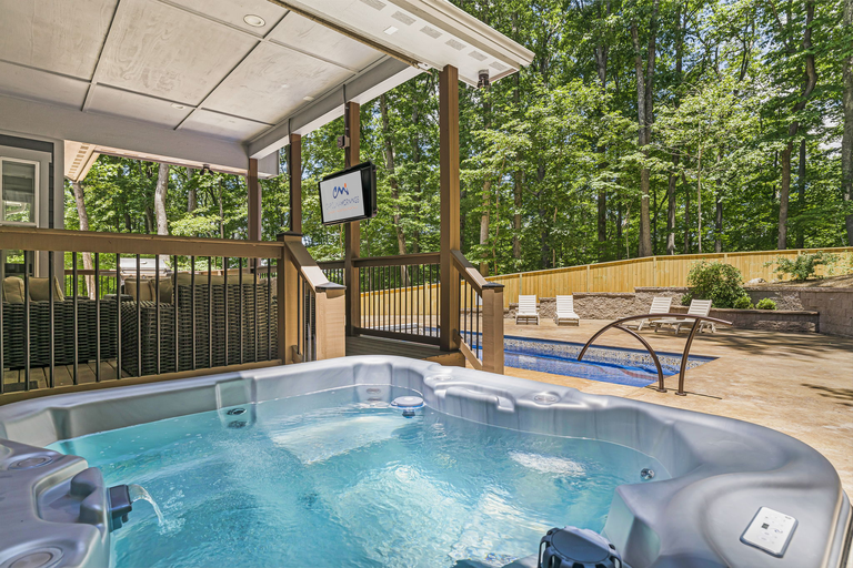 Your Own Oasis Near Asheville