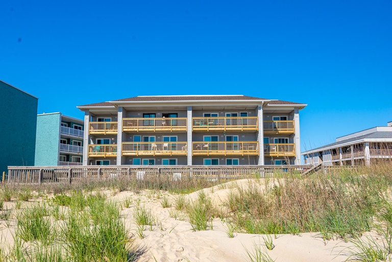 Featured Property Y-304 | The Yachtsman