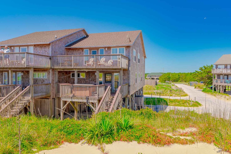 Featured Property 18S-E | All Decked Out