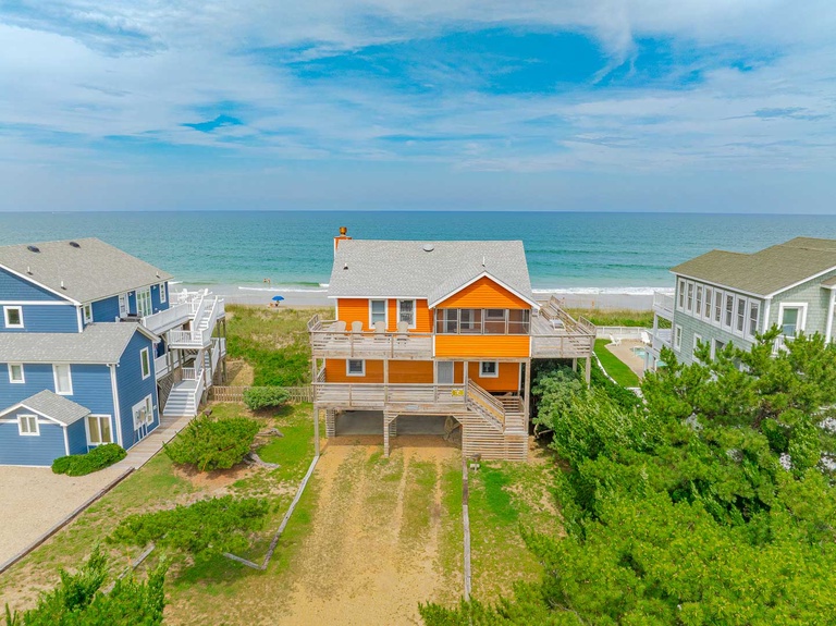 Featured Property 228 | Tengerhaz