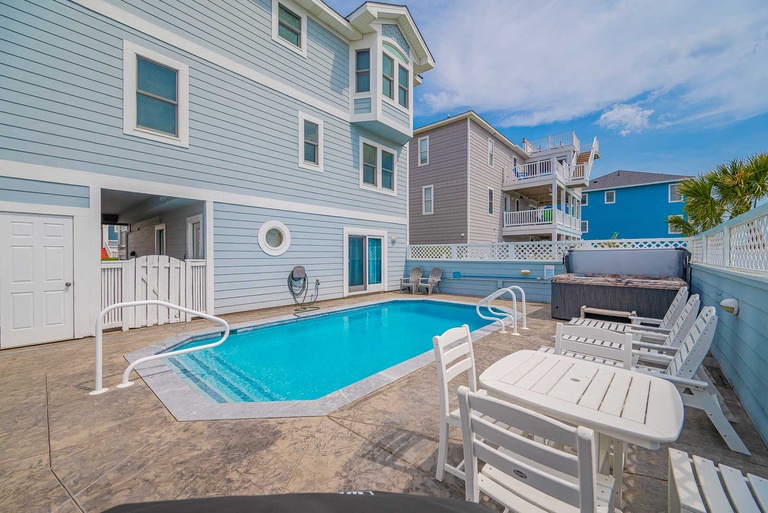 Featured Property 125 | Catch The Wave
