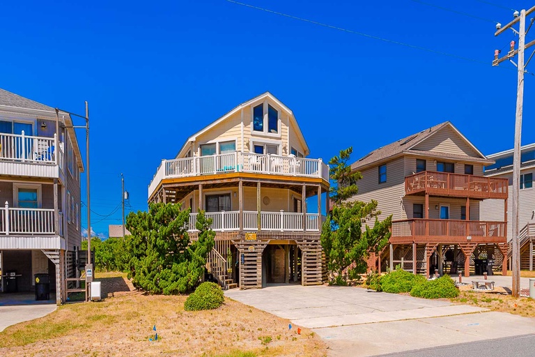 Featured Property 613 | Sandcastle