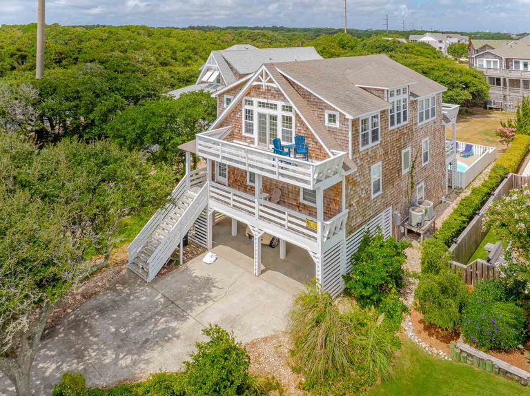 Featured Property 427 | Beachy Keen