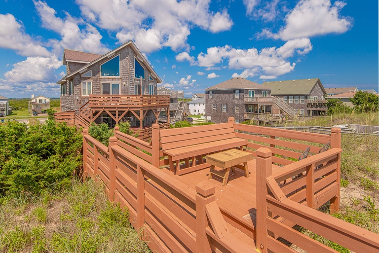 Featured Property 412 | Sea's The Dream