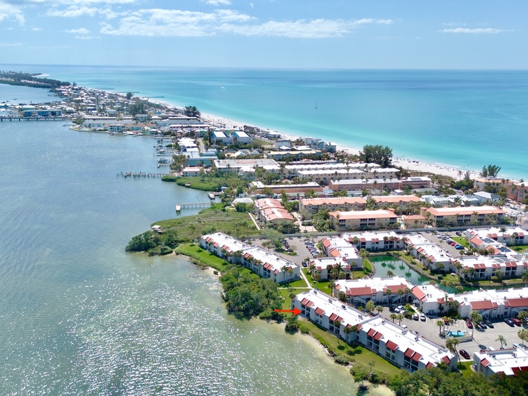 Beach and Bay Getaway at Runaway Bay #139 Photo