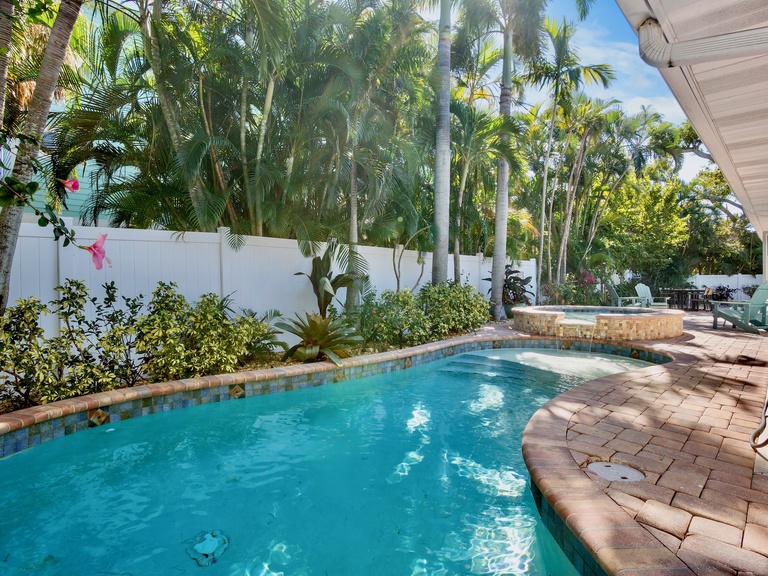 Blue Coral Beach House Photo