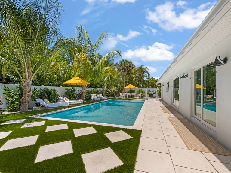 Serenity at Bay Palms Photo