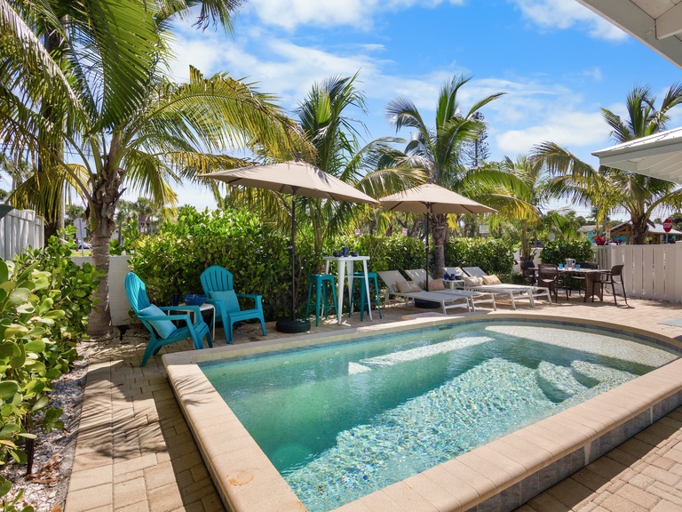 Private Palms Photo