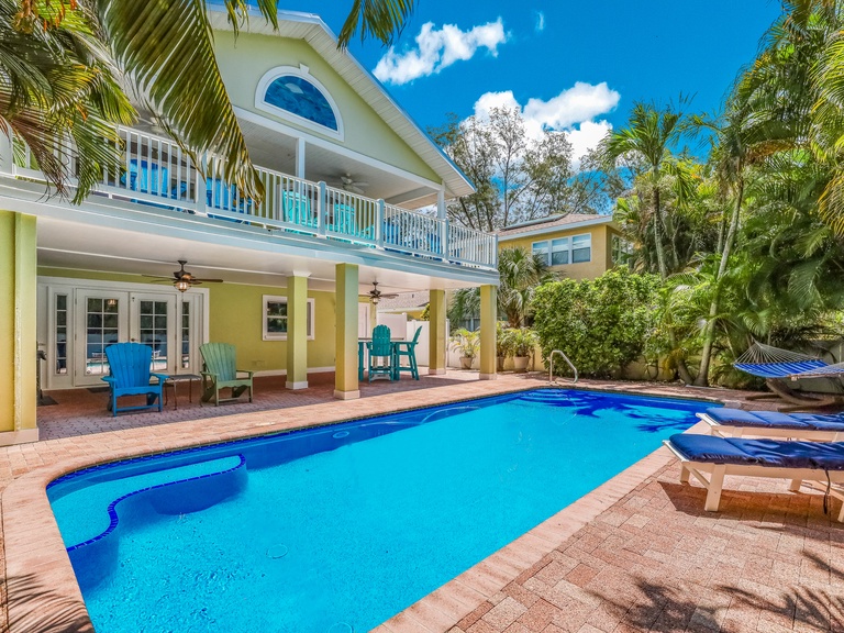Dolphin Pointe Photo