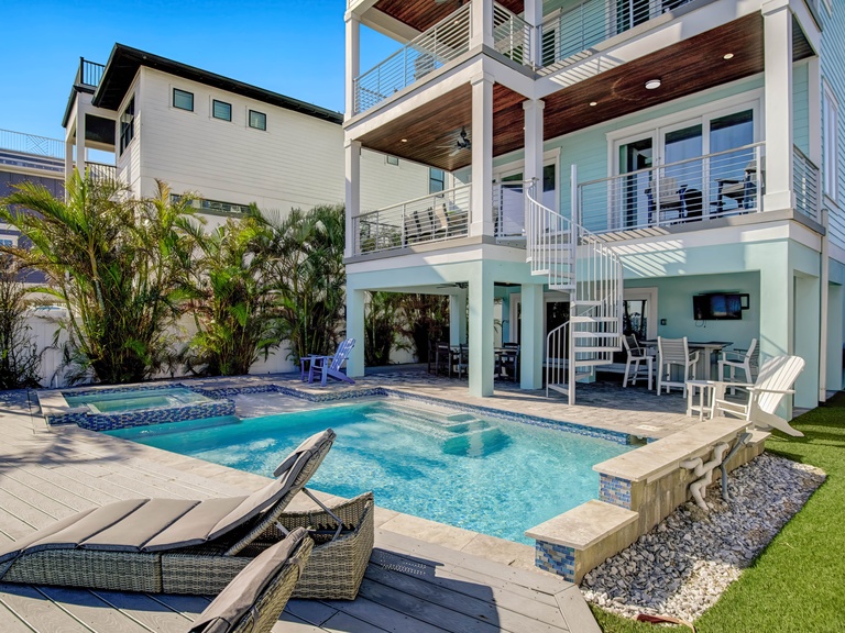 Bayfront Retreat Photo