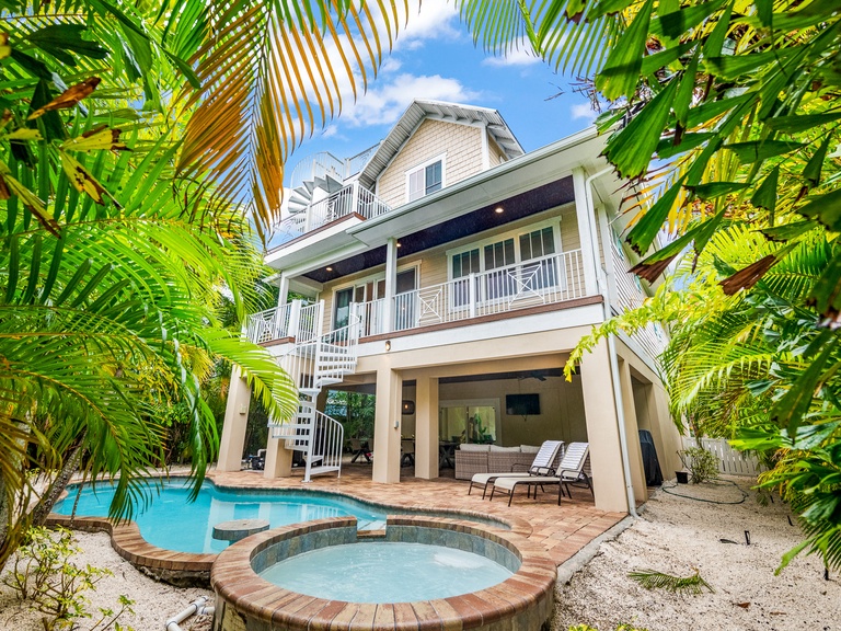 Absolute Paradise Photo