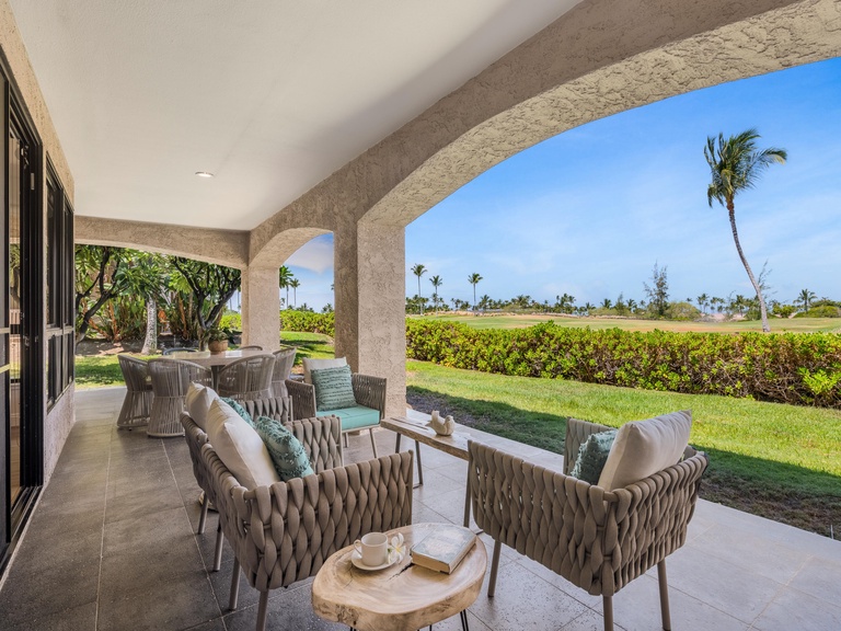 The Shores at Waikoloa | 21 3