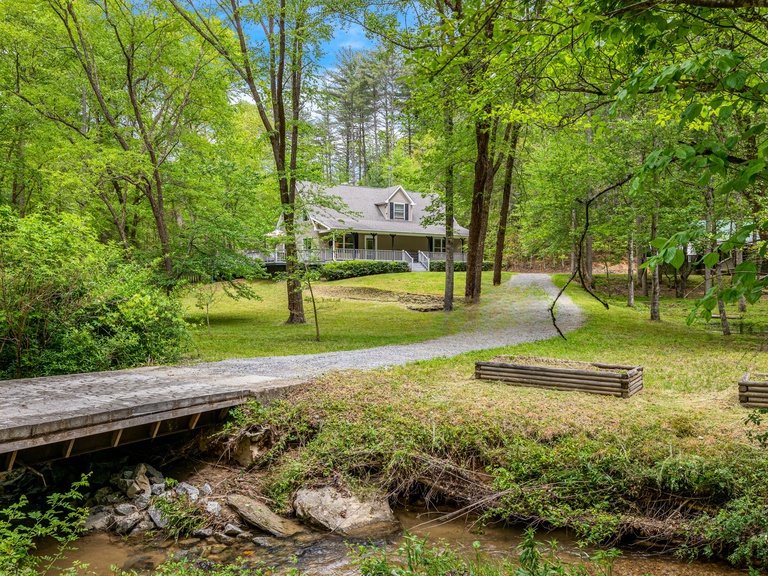 Pleasant Grove Hideaway