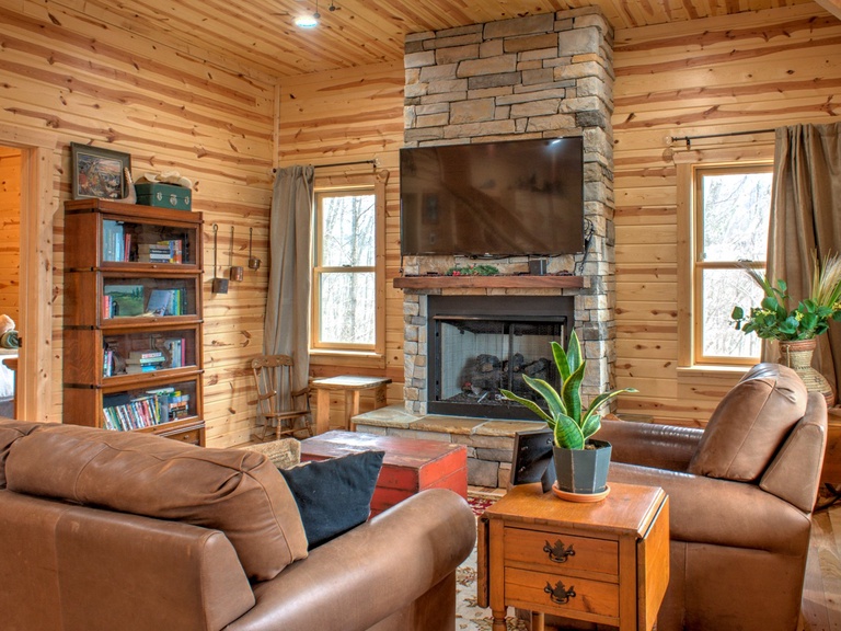 Two Living Areas w/ Gas Fireplaces & Smart TVs